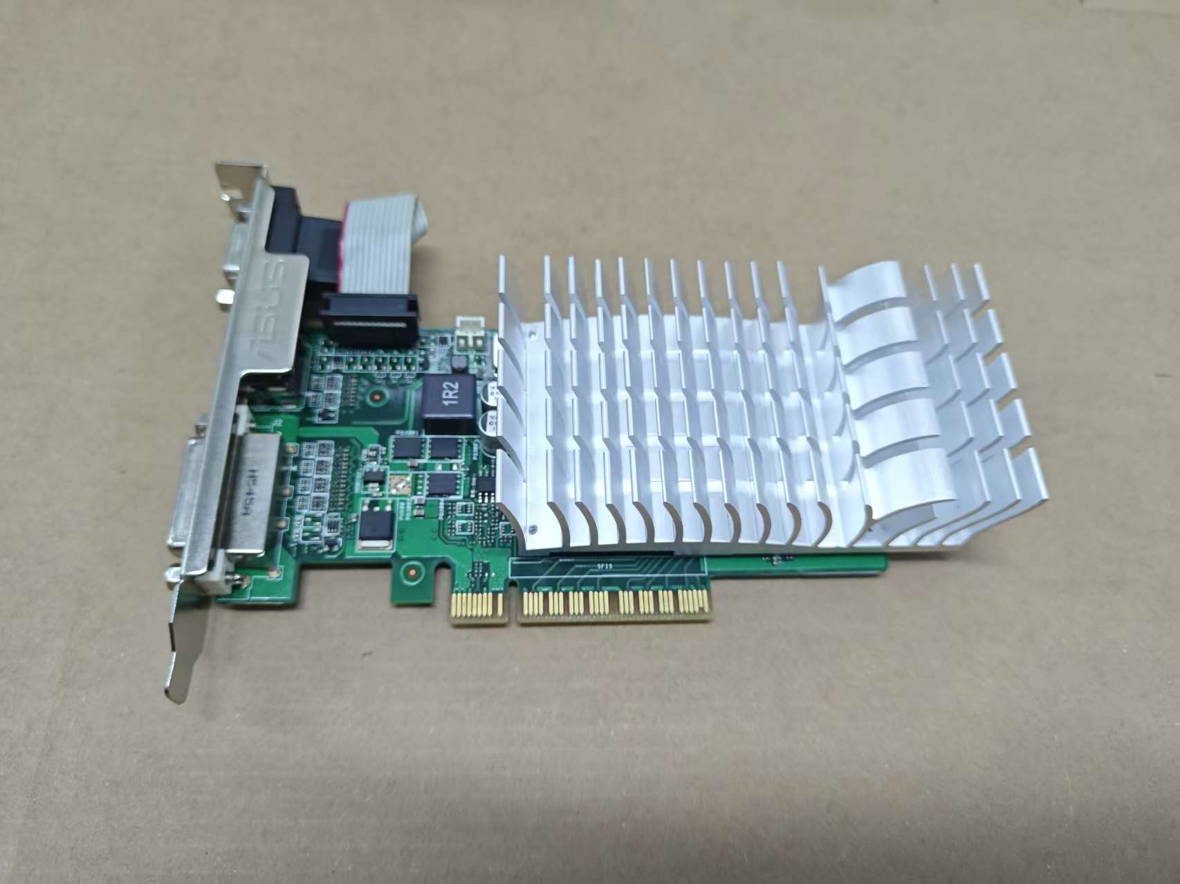 Carte graphique ASUS GT720 2GD - Pc Gaming Nvidia avis et prix
